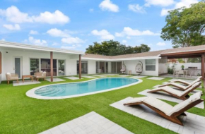 The new house in the middle of Miami